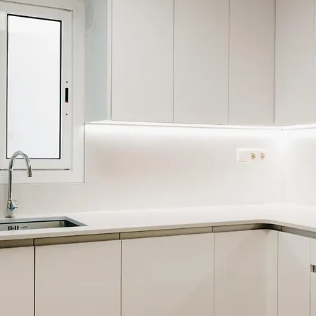 Hauzify I Arroyo Appartement *